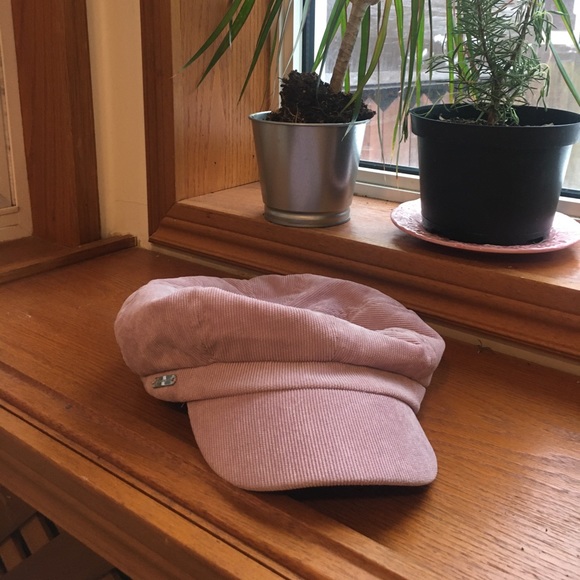 Steve Madden Accessories - Steve Madden newsboy cap